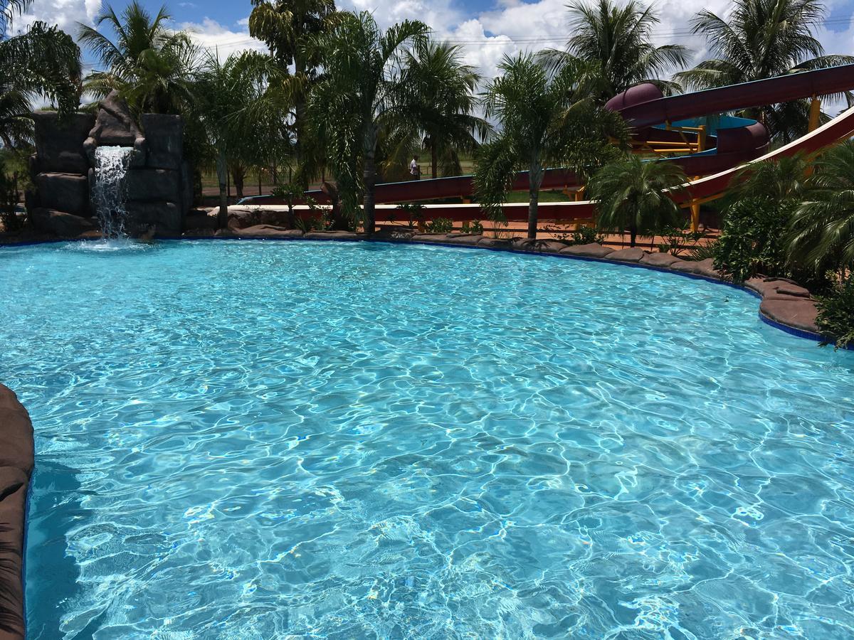 Grandes Lagos Resorts E Parque Aquatico Santa Clara d'Oeste المظهر الخارجي الصورة